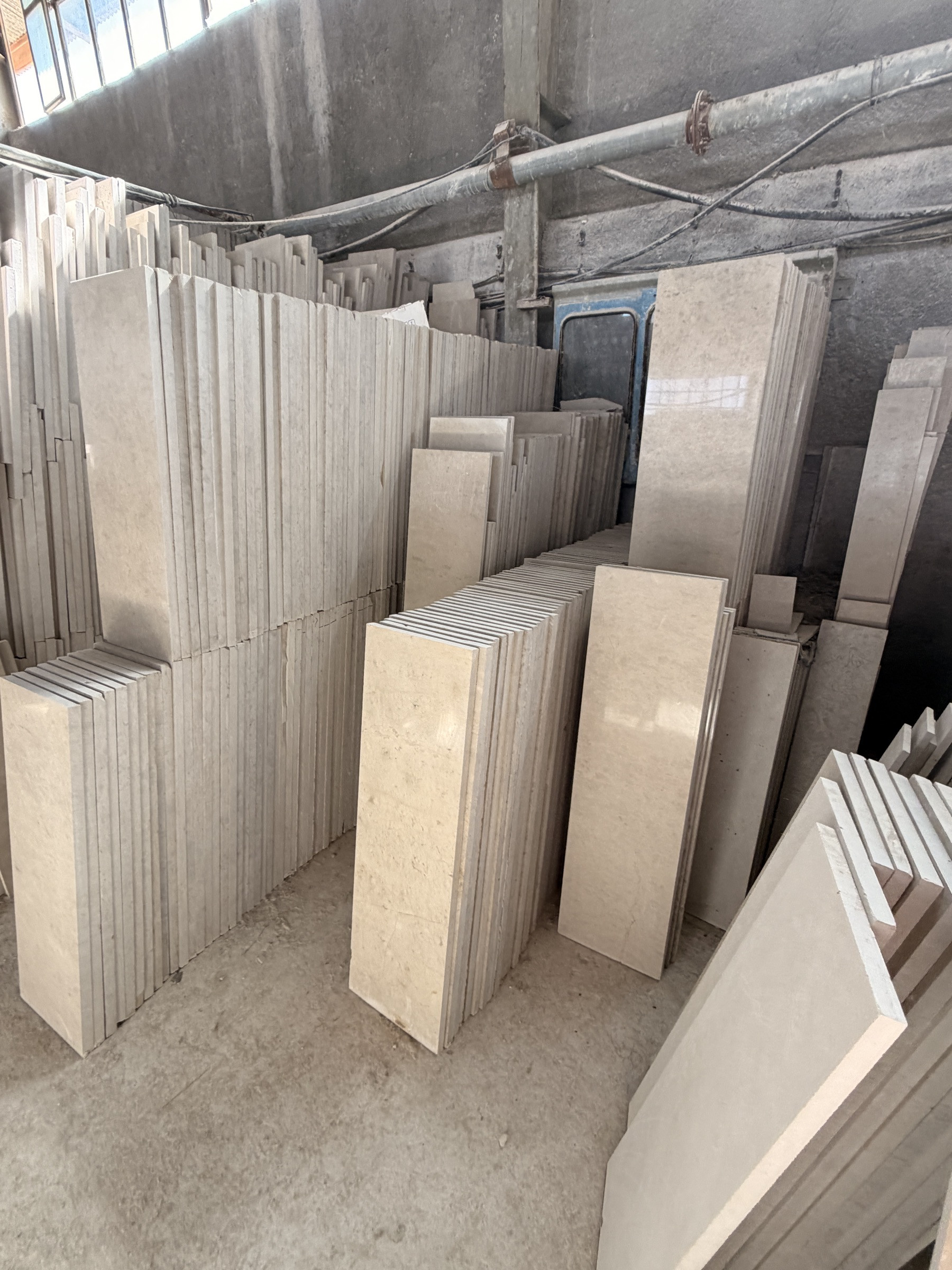 Gohara limestone export to Iraq, Turkey and the Arab countries
